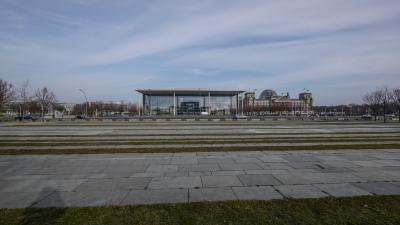 Reichstag und Paul LÃ¶bbe Haus